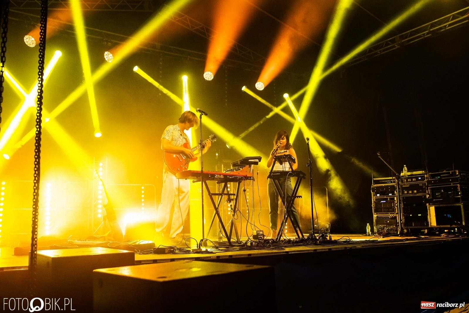 Zdjęcie w galerii na portalu naszraciborz.pl: Z tęsknoty za INTRO. Linia Nocna w Raciborzu [FOTO i WIDEO] wiadomości z regionu