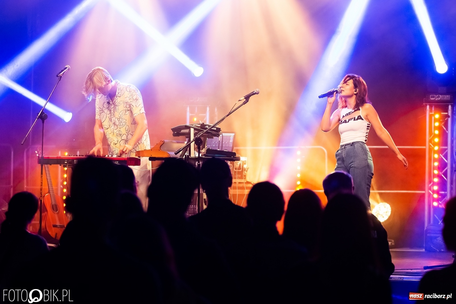 Zdjęcie w galerii na portalu naszraciborz.pl: Z tęsknoty za INTRO. Linia Nocna w Raciborzu [FOTO i WIDEO] wiadomości z regionu