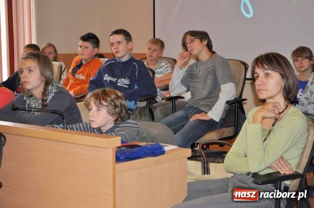 Zdjęcie w galerii na portalu naszraciborz.pl: O ekologii uczniom i paniom wiadomości z regionu