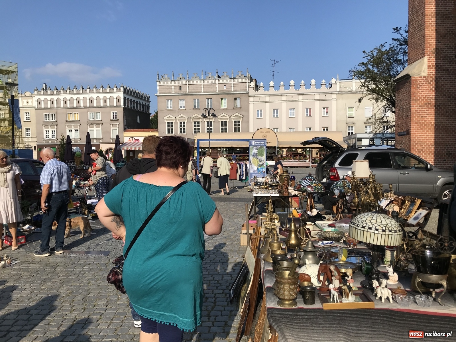 Zdjęcie w galerii na portalu naszraciborz.pl: II Raciborski Targ Staroci pękał w szwach wiadomości z regionu