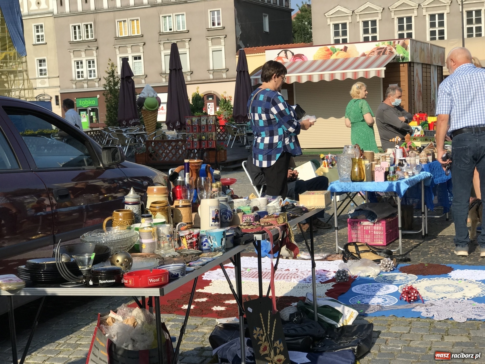 Zdjęcie w galerii na portalu naszraciborz.pl: II Raciborski Targ Staroci pękał w szwach wiadomości z regionu