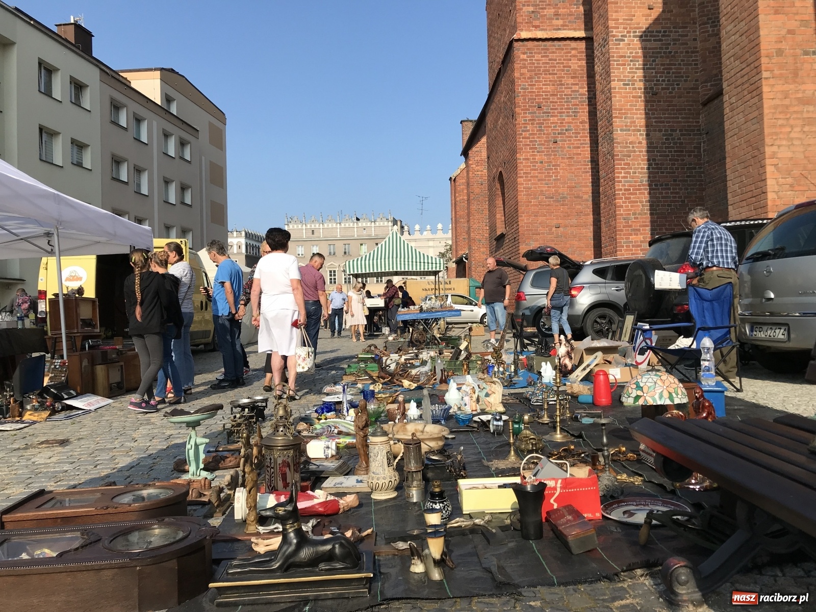 Zdjęcie w galerii na portalu naszraciborz.pl: II Raciborski Targ Staroci pękał w szwach wiadomości z regionu