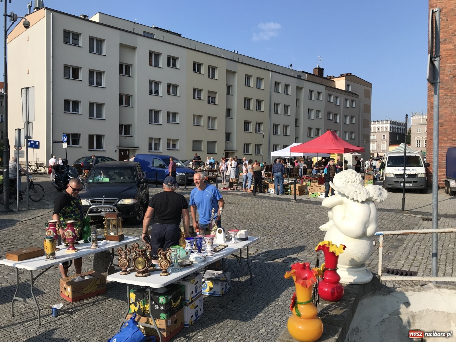 Zdjęcie w galerii na portalu naszraciborz.pl: II Raciborski Targ Staroci pękał w szwach wiadomości z regionu