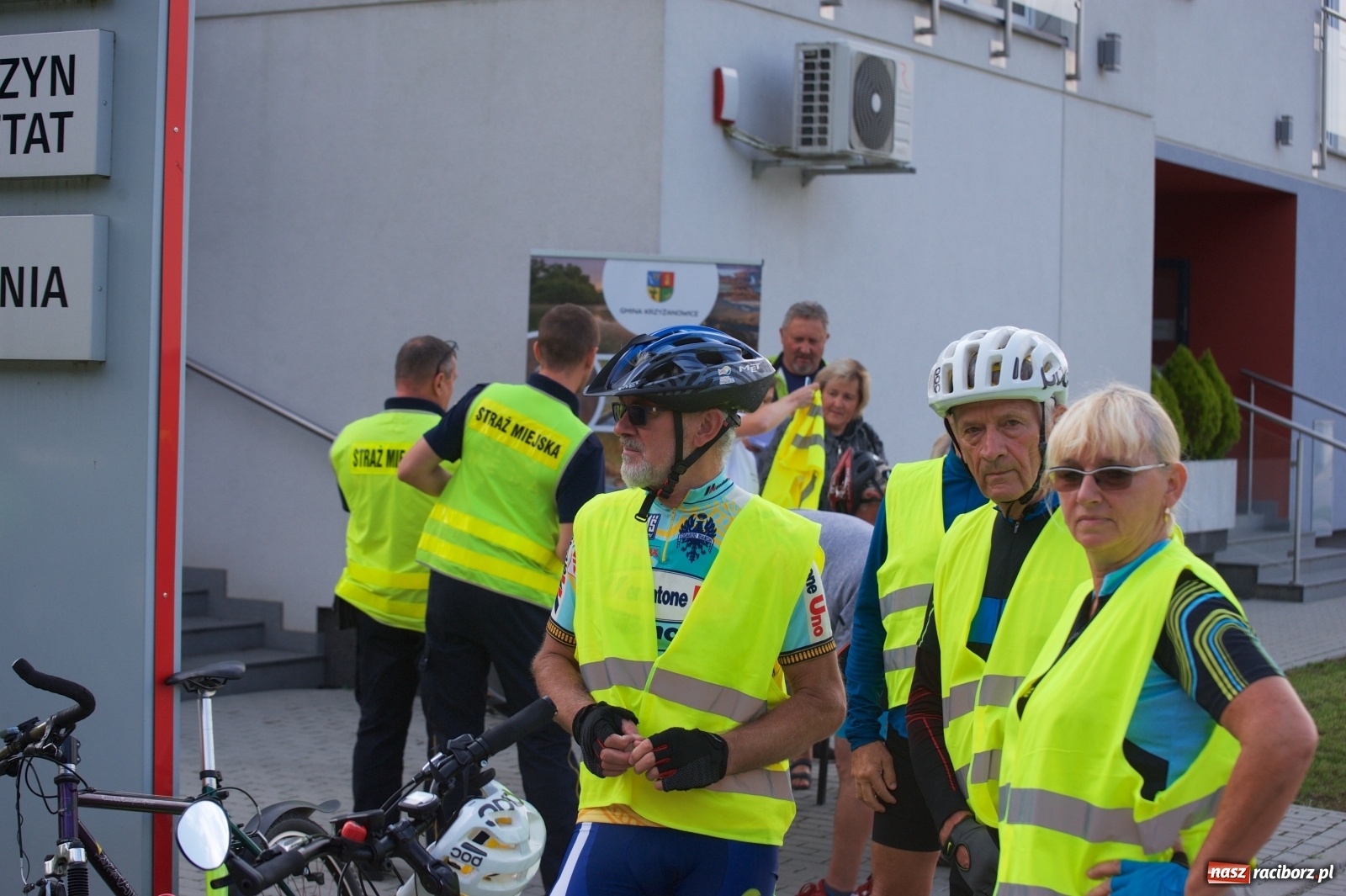 Zdjęcie w galerii na portalu naszraciborz.pl: Blisko stu rowerzystów na trasie rajdu po gm. Krzyżanowice wiadomości z regionu