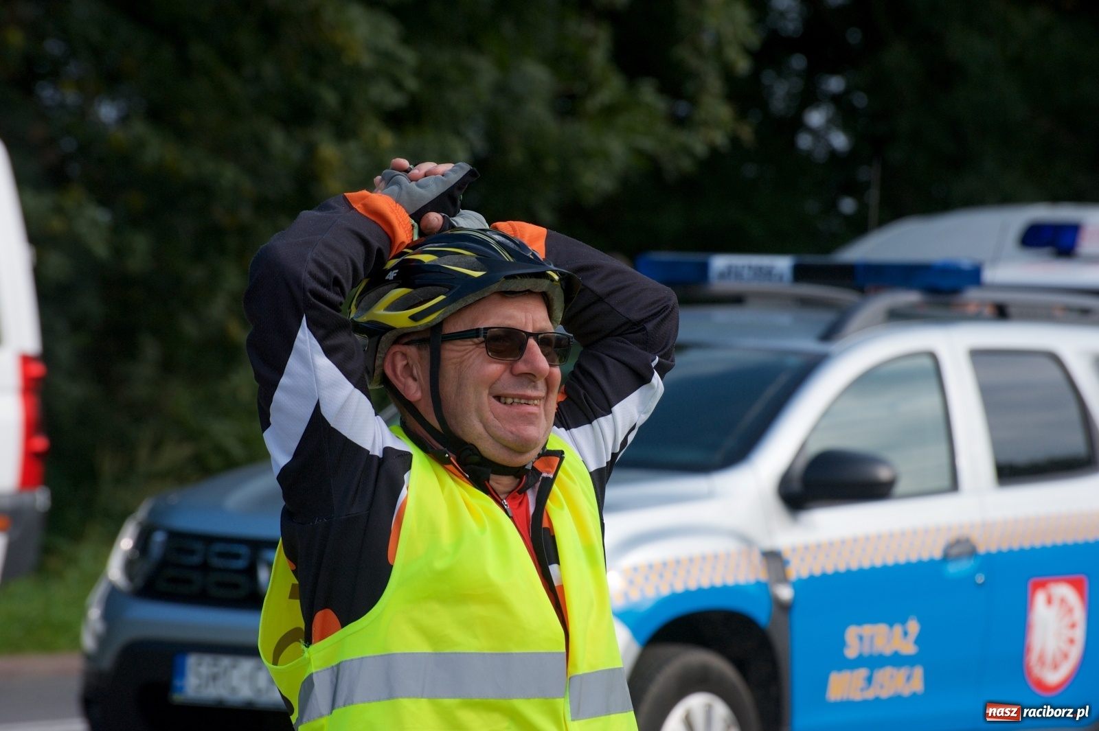 Zdjęcie w galerii na portalu naszraciborz.pl: Blisko stu rowerzystów na trasie rajdu po gm. Krzyżanowice wiadomości z regionu