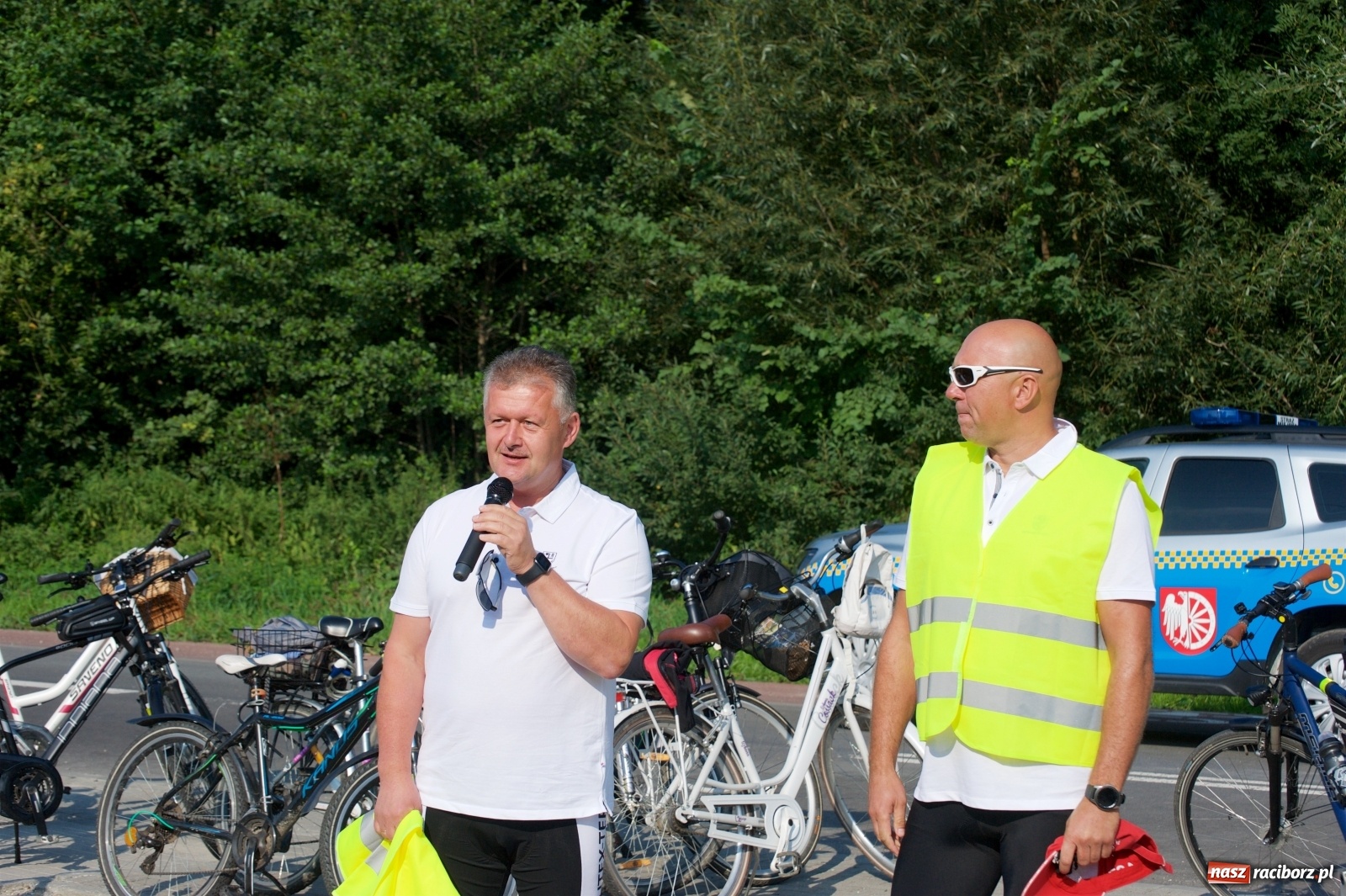 Zdjęcie w galerii na portalu naszraciborz.pl: Blisko stu rowerzystów na trasie rajdu po gm. Krzyżanowice wiadomości z regionu