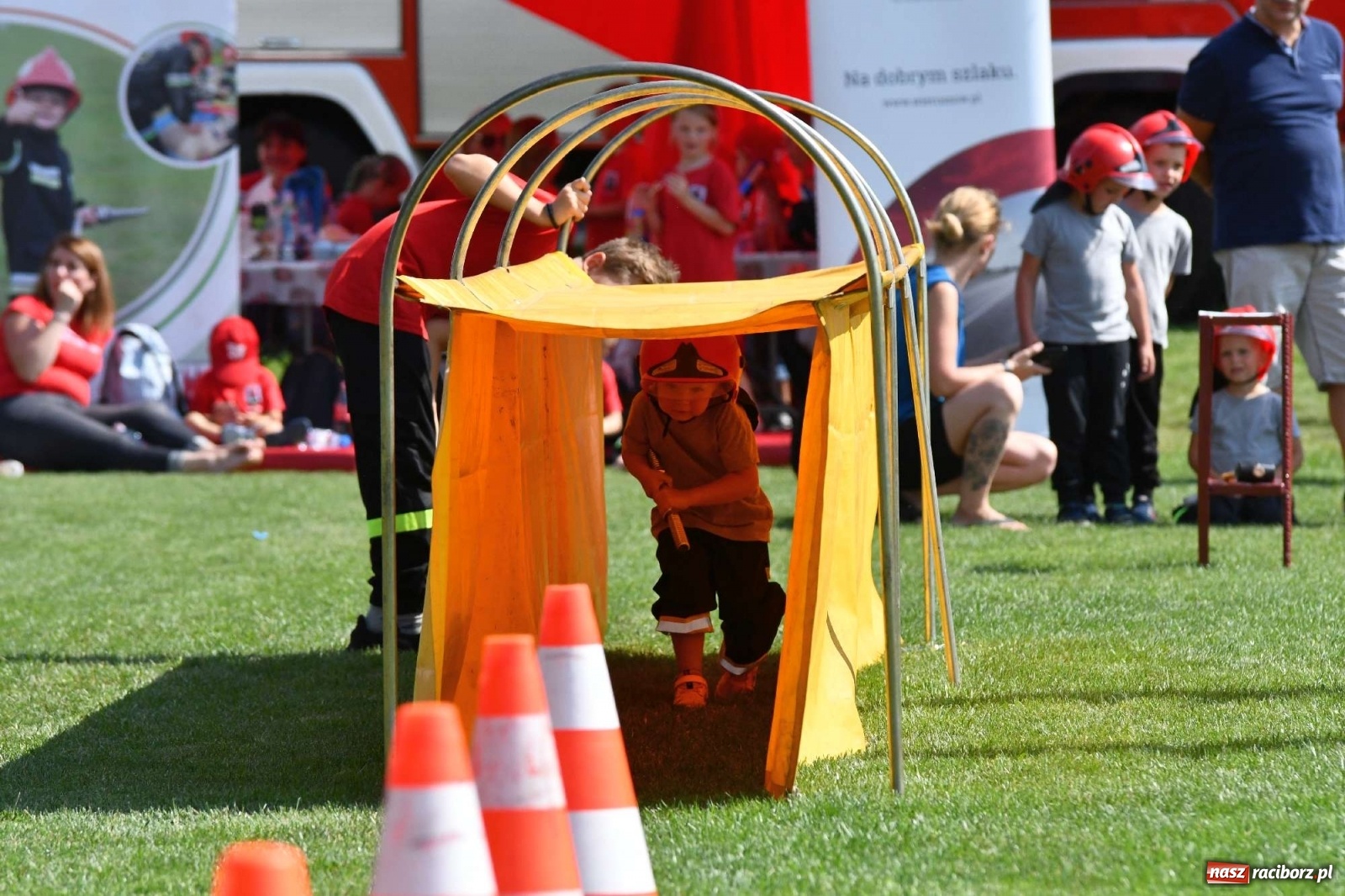 Zdjęcie w galerii na portalu naszraciborz.pl: Czterystu najmłodszych strażaków zjedzie do Bojanowa wiadomości z regionu