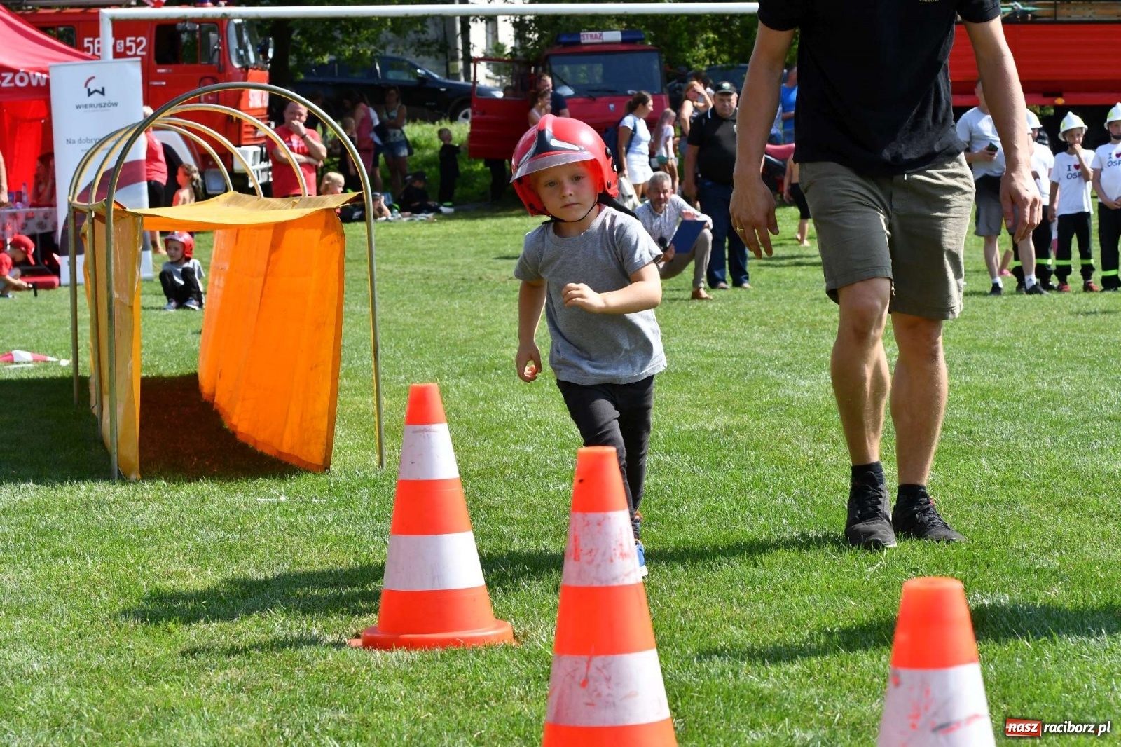 Zdjęcie w galerii na portalu naszraciborz.pl: Czterystu najmłodszych strażaków zjedzie do Bojanowa wiadomości z regionu