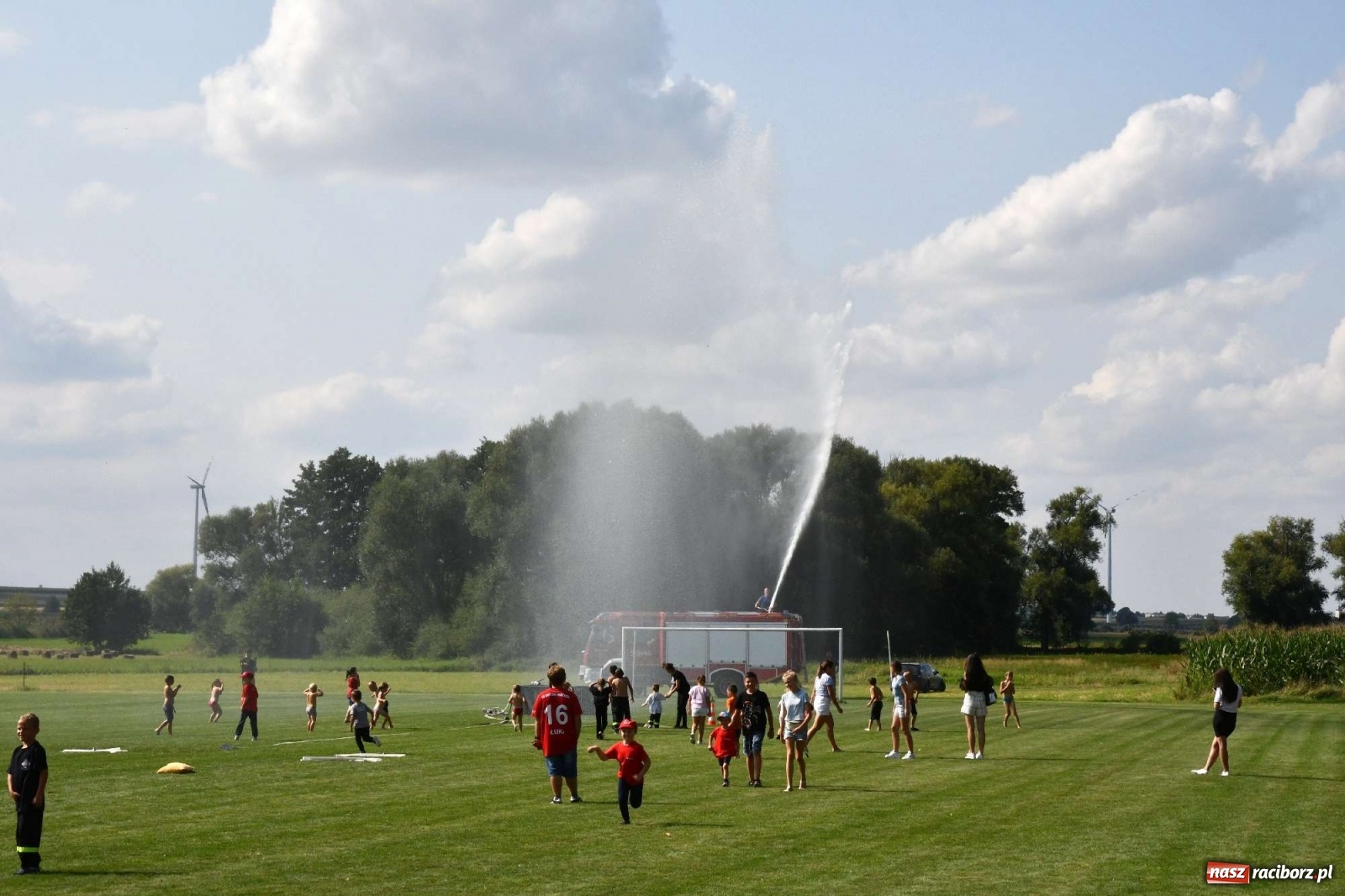 Zdjęcie w galerii na portalu naszraciborz.pl: Czterystu najmłodszych strażaków zjedzie do Bojanowa wiadomości z regionu