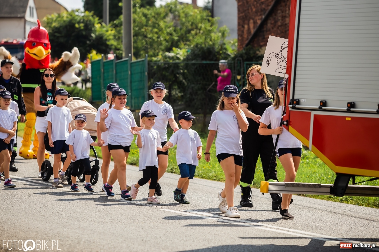 Zdjęcie w galerii na portalu naszraciborz.pl: Czterystu najmłodszych strażaków zjedzie do Bojanowa wiadomości z regionu