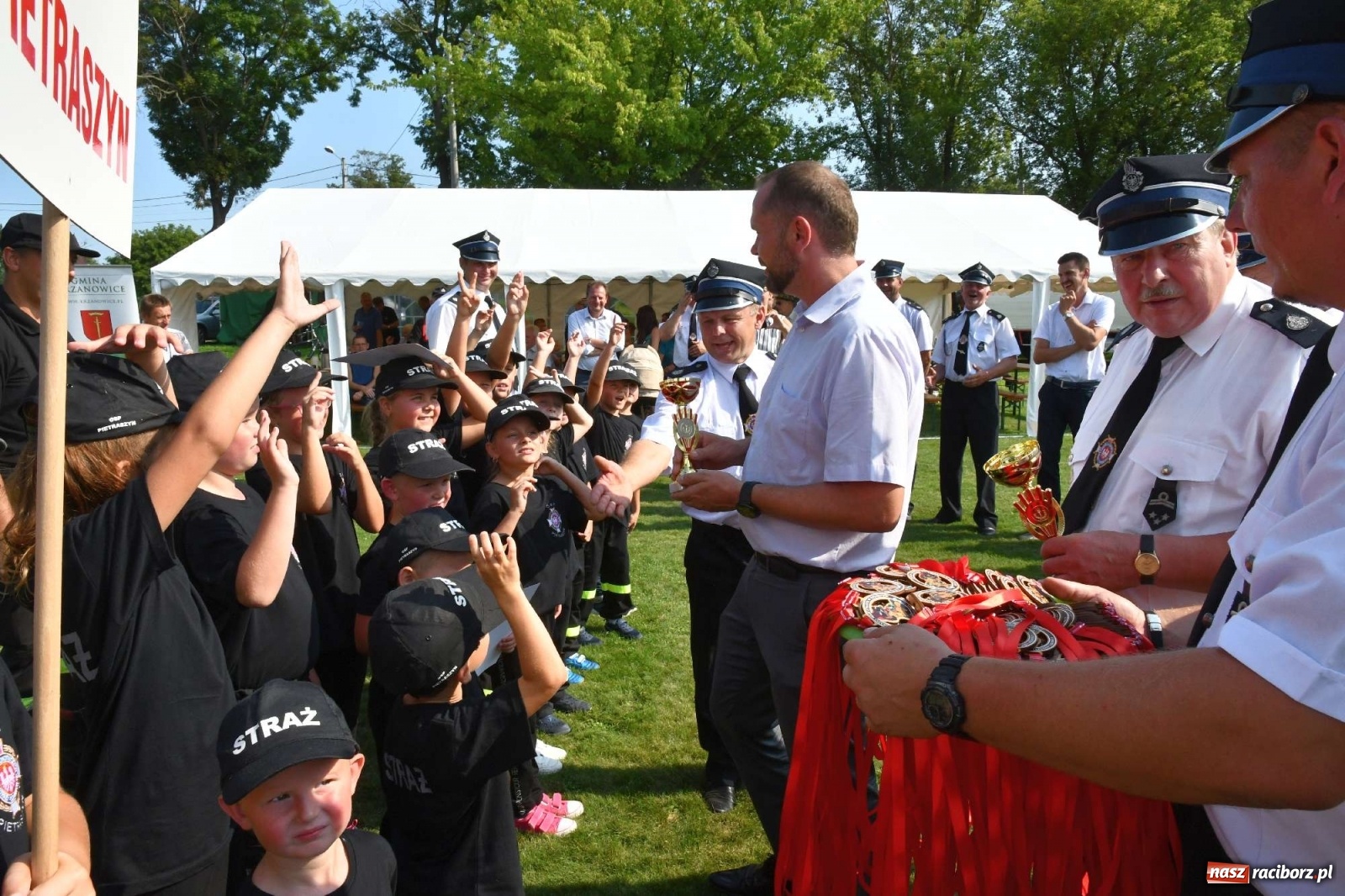 Zdjęcie w galerii na portalu naszraciborz.pl: Czterystu najmłodszych strażaków zjedzie do Bojanowa wiadomości z regionu