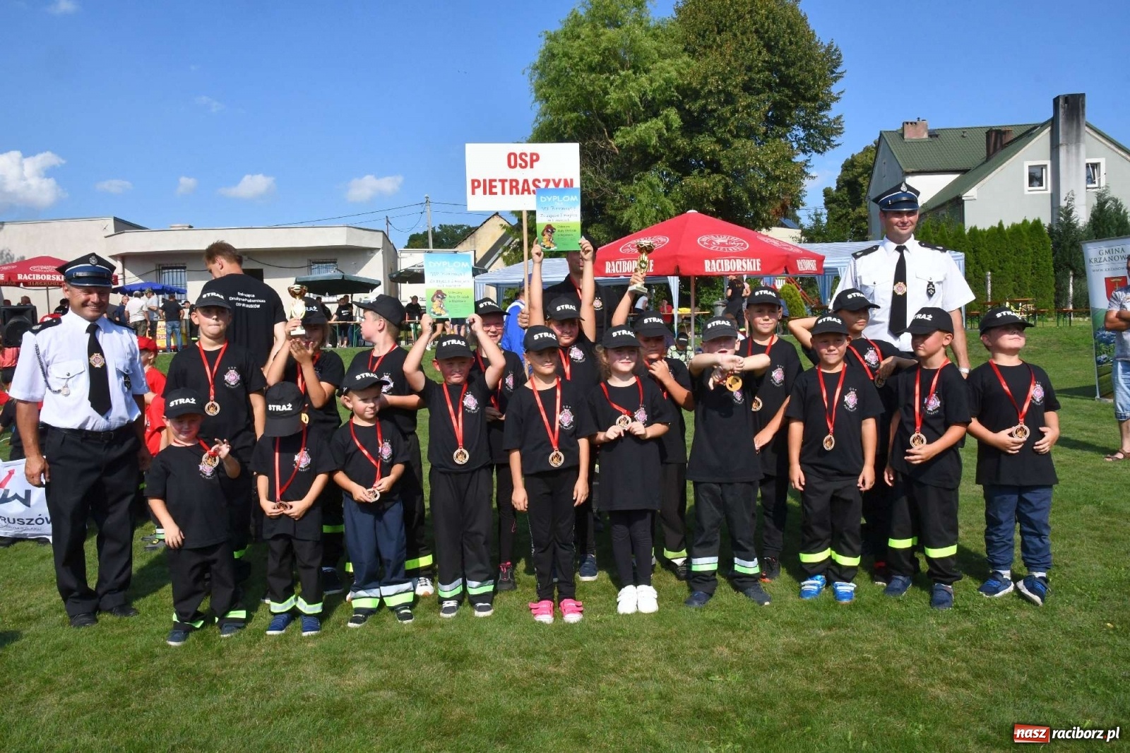 Zdjęcie w galerii na portalu naszraciborz.pl: Czterystu najmłodszych strażaków zjedzie do Bojanowa wiadomości z regionu