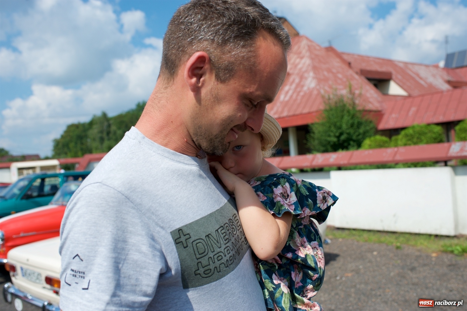 Zdjęcie w galerii na portalu naszraciborz.pl: W Zabełkowie i Tworkowie pokaz historii motoryzacji [FOTO i WIDEO] wiadomości z regionu