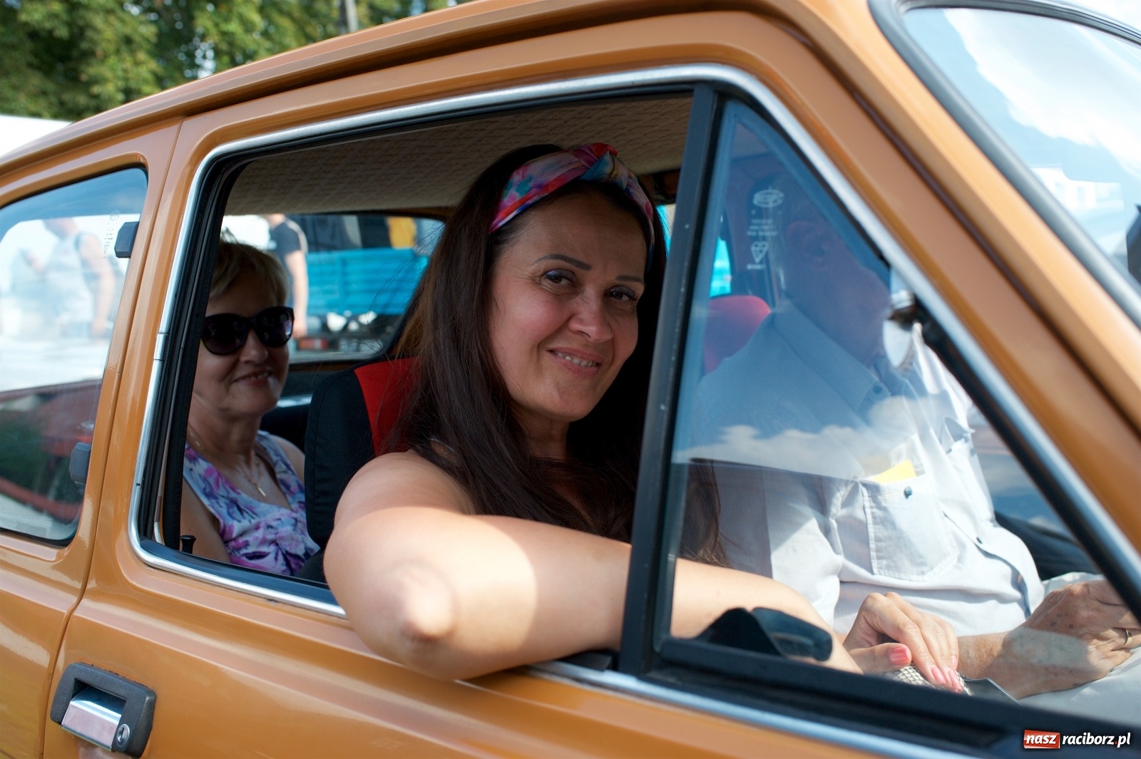 Zdjęcie w galerii na portalu naszraciborz.pl: W Zabełkowie i Tworkowie pokaz historii motoryzacji [FOTO i WIDEO] wiadomości z regionu