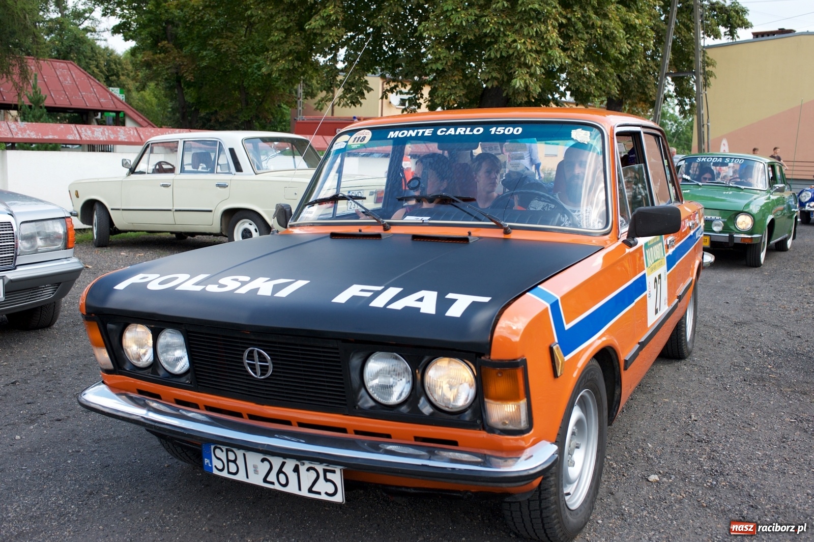 Zdjęcie w galerii na portalu naszraciborz.pl: W Zabełkowie i Tworkowie pokaz historii motoryzacji [FOTO i WIDEO] wiadomości z regionu