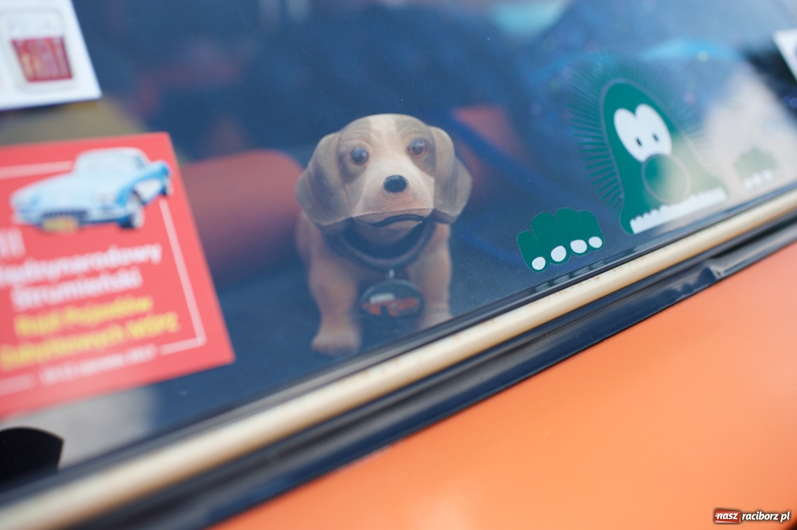 Zdjęcie w galerii na portalu naszraciborz.pl: W Zabełkowie i Tworkowie pokaz historii motoryzacji [FOTO i WIDEO] wiadomości z regionu