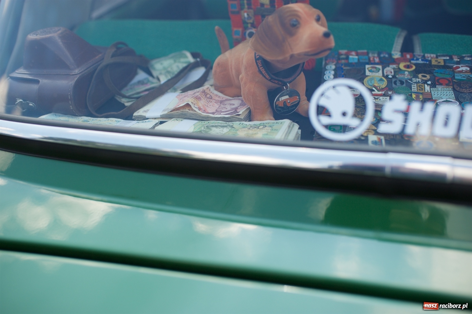 Zdjęcie w galerii na portalu naszraciborz.pl: W Zabełkowie i Tworkowie pokaz historii motoryzacji [FOTO i WIDEO] wiadomości z regionu