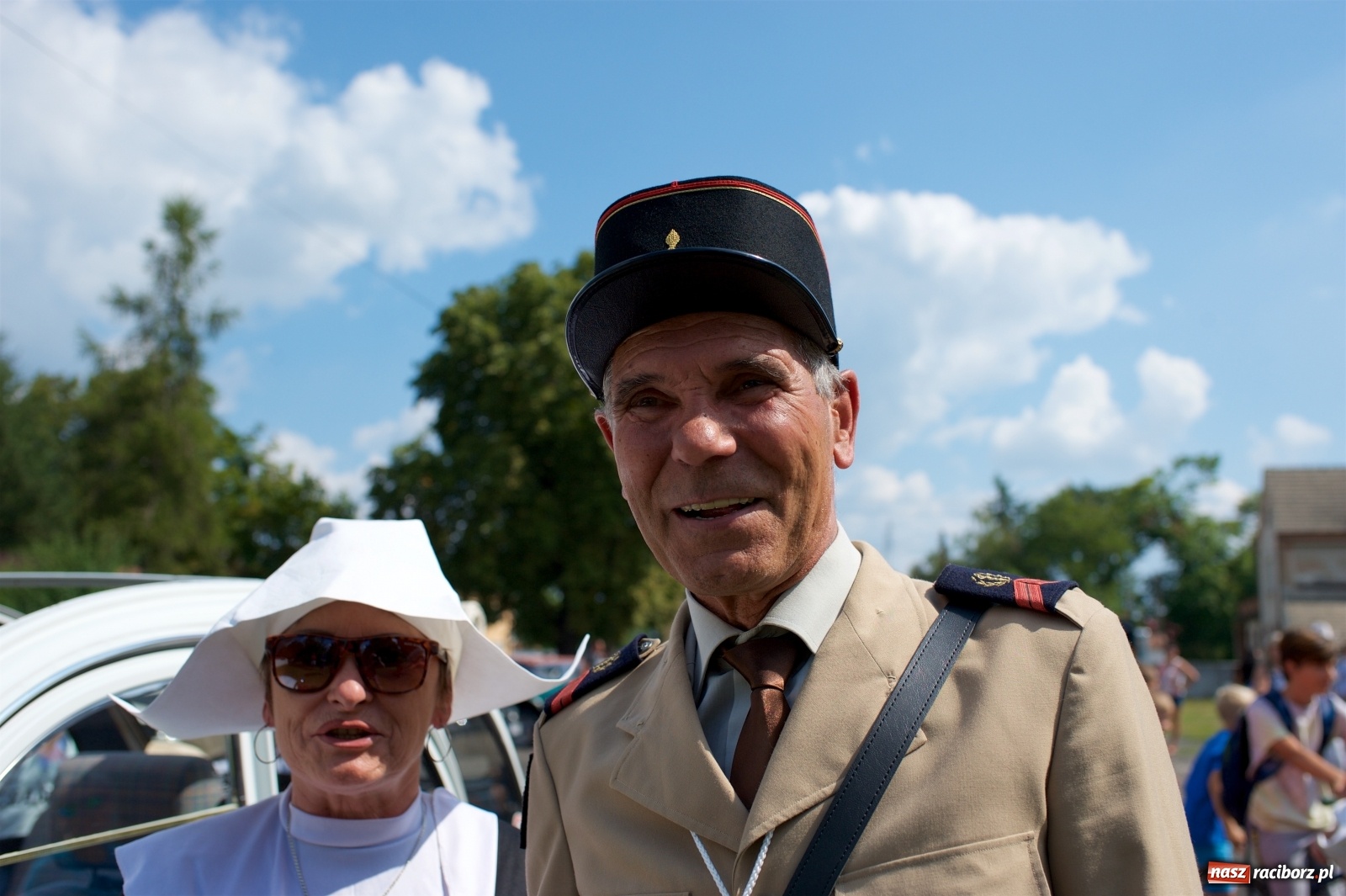 Zdjęcie w galerii na portalu naszraciborz.pl: W Zabełkowie i Tworkowie pokaz historii motoryzacji [FOTO i WIDEO] wiadomości z regionu
