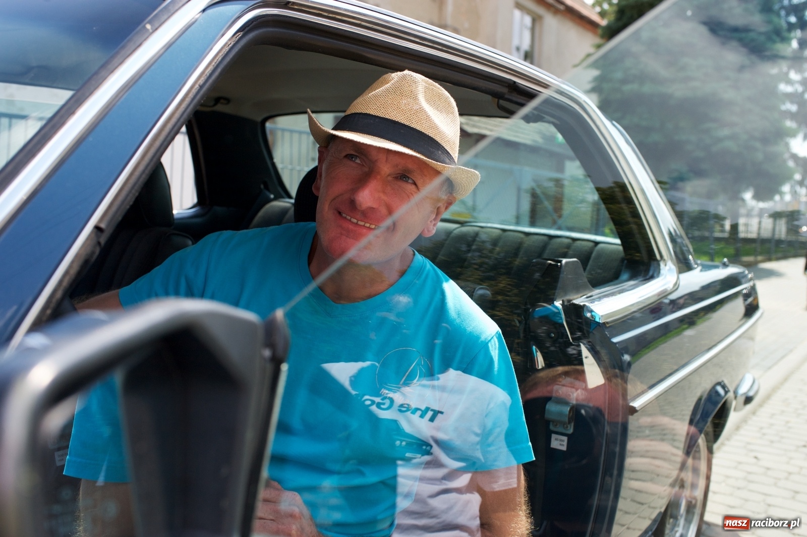 Zdjęcie w galerii na portalu naszraciborz.pl: W Zabełkowie i Tworkowie pokaz historii motoryzacji [FOTO i WIDEO] wiadomości z regionu