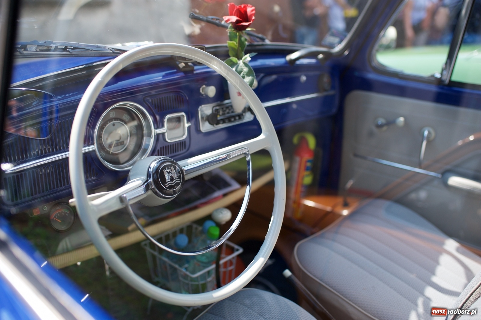 Zdjęcie w galerii na portalu naszraciborz.pl: W Zabełkowie i Tworkowie pokaz historii motoryzacji [FOTO i WIDEO] wiadomości z regionu