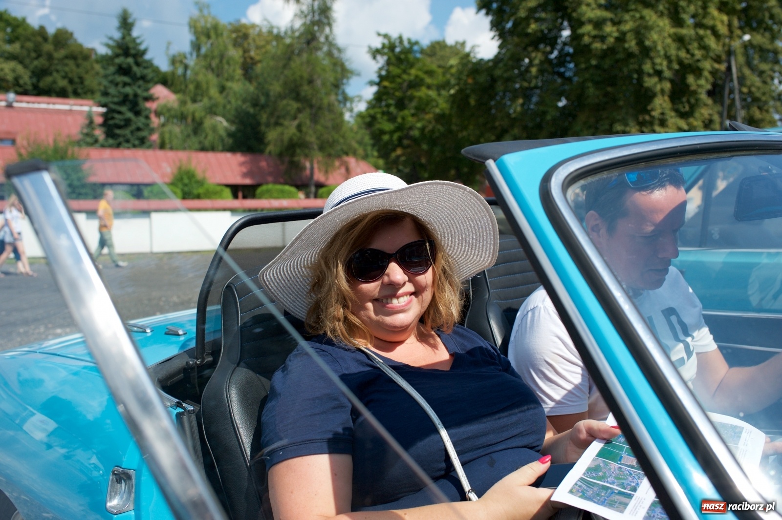 Zdjęcie w galerii na portalu naszraciborz.pl: W Zabełkowie i Tworkowie pokaz historii motoryzacji [FOTO i WIDEO] wiadomości z regionu