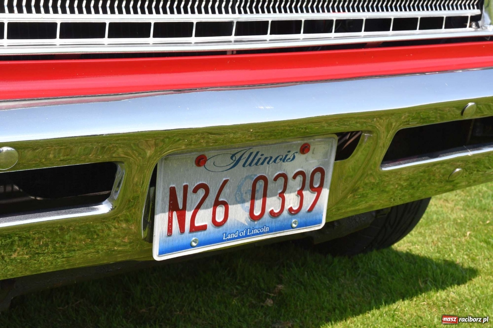 Zdjęcie w galerii na portalu naszraciborz.pl: W Zabełkowie i Tworkowie pokaz historii motoryzacji [FOTO i WIDEO] wiadomości z regionu