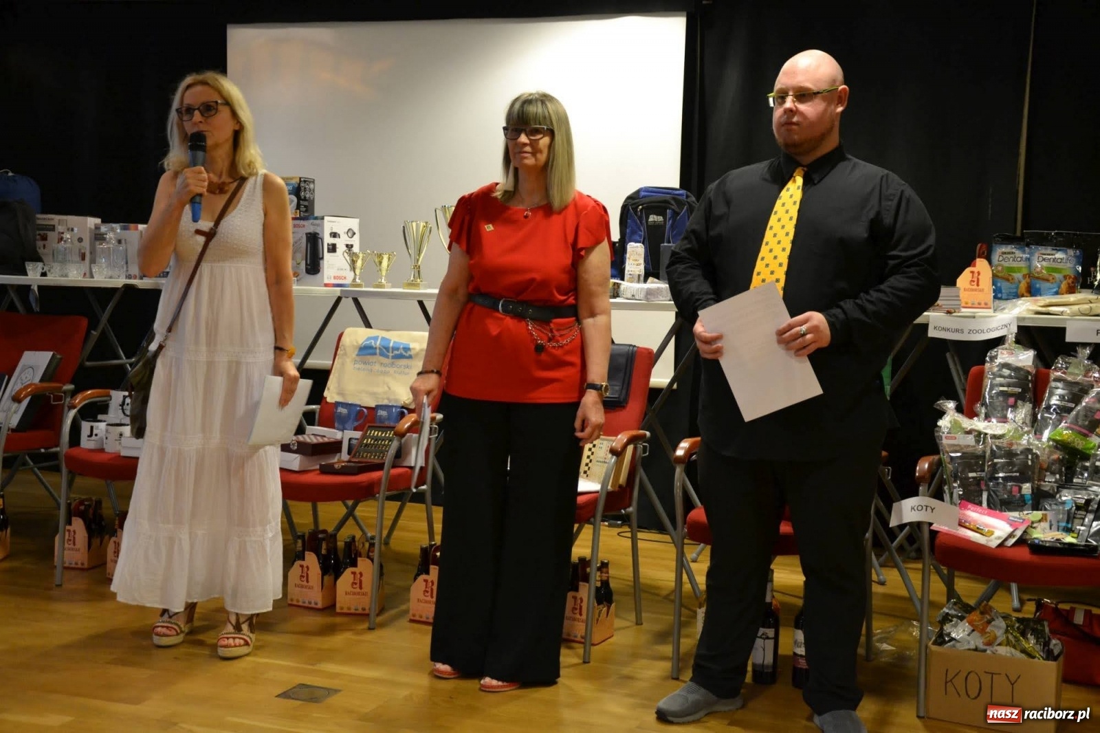 Zdjęcie w galerii na portalu naszraciborz.pl: Mistrzowie w układaniu słów rywalizują na raciborskim zamku wiadomości z regionu