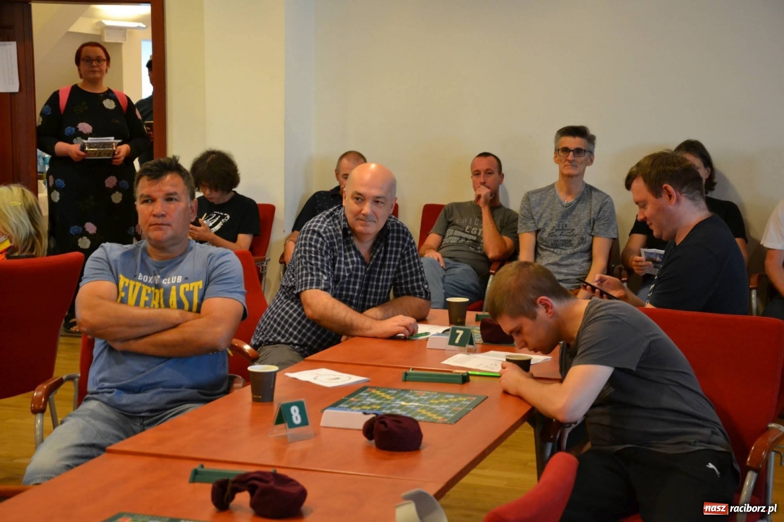 Zdjęcie w galerii na portalu naszraciborz.pl: Mistrzowie w układaniu słów rywalizują na raciborskim zamku wiadomości z regionu