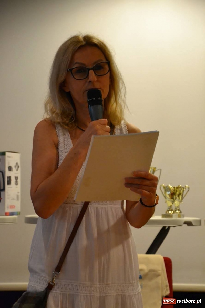 Zdjęcie w galerii na portalu naszraciborz.pl: Mistrzowie w układaniu słów rywalizują na raciborskim zamku wiadomości z regionu