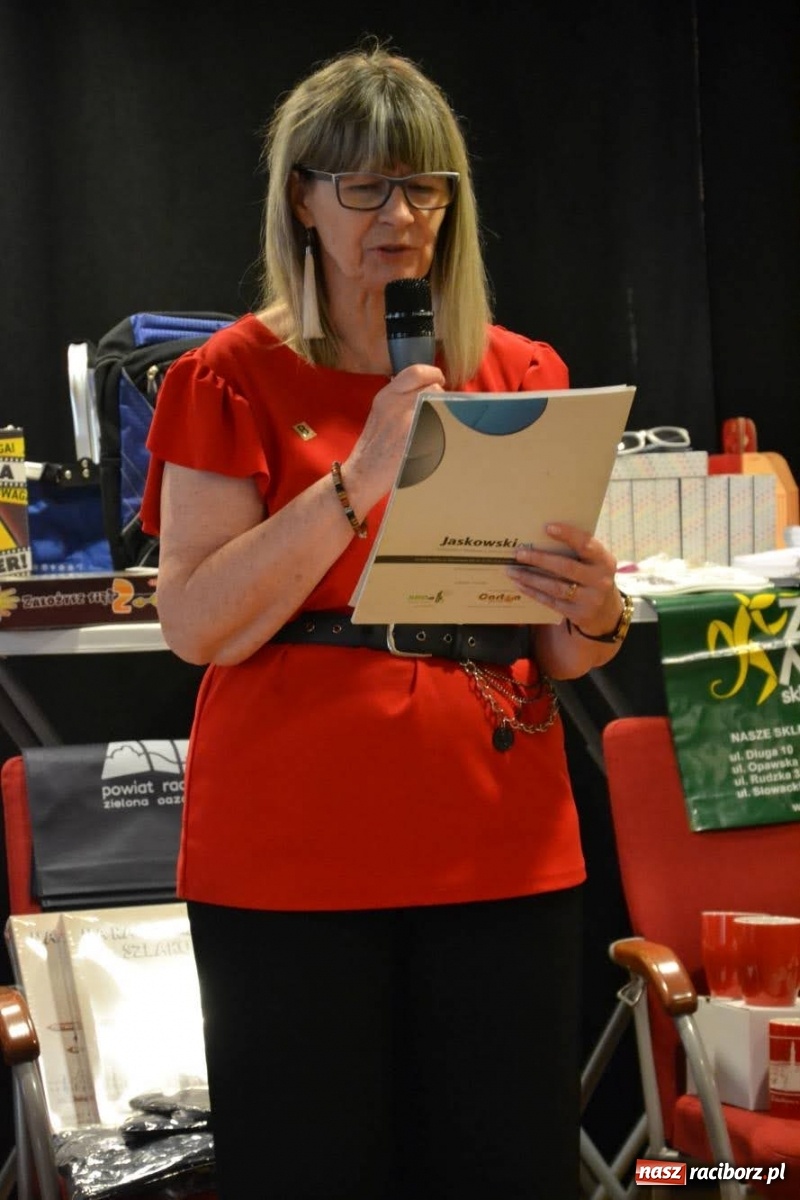 Zdjęcie w galerii na portalu naszraciborz.pl: Mistrzowie w układaniu słów rywalizują na raciborskim zamku wiadomości z regionu