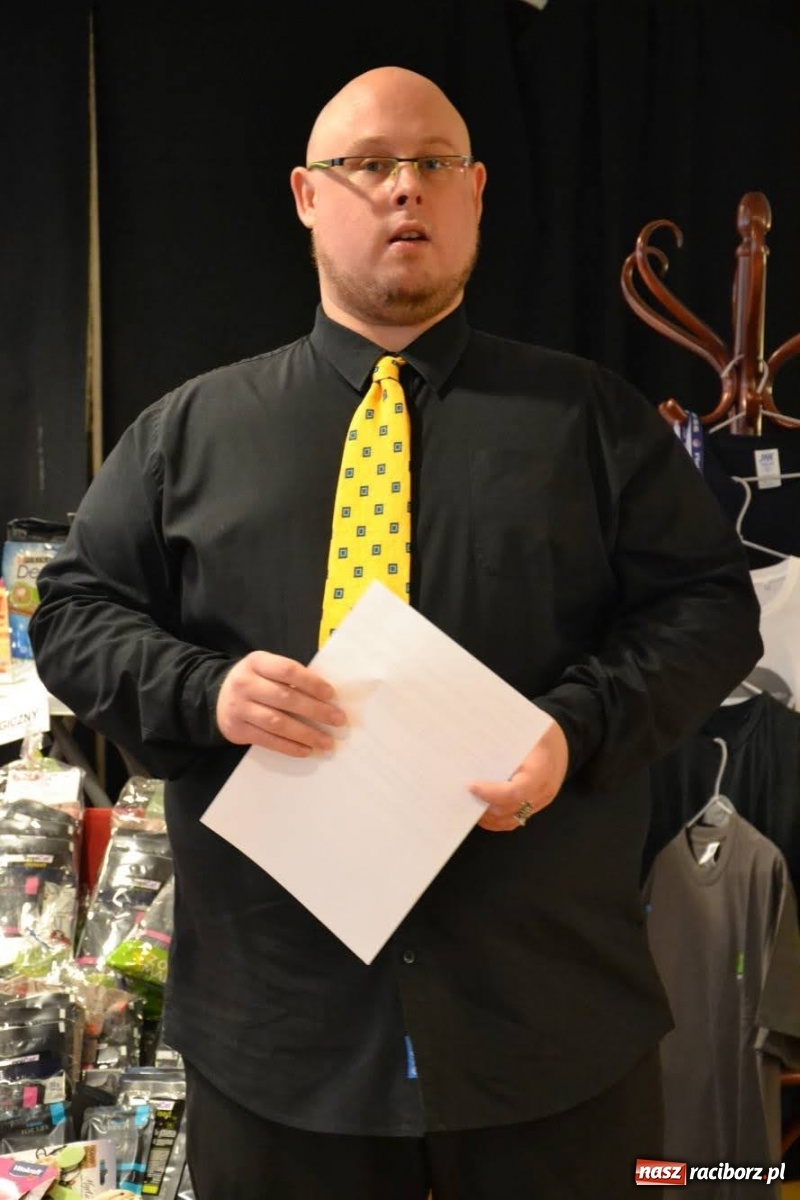 Zdjęcie w galerii na portalu naszraciborz.pl: Mistrzowie w układaniu słów rywalizują na raciborskim zamku wiadomości z regionu