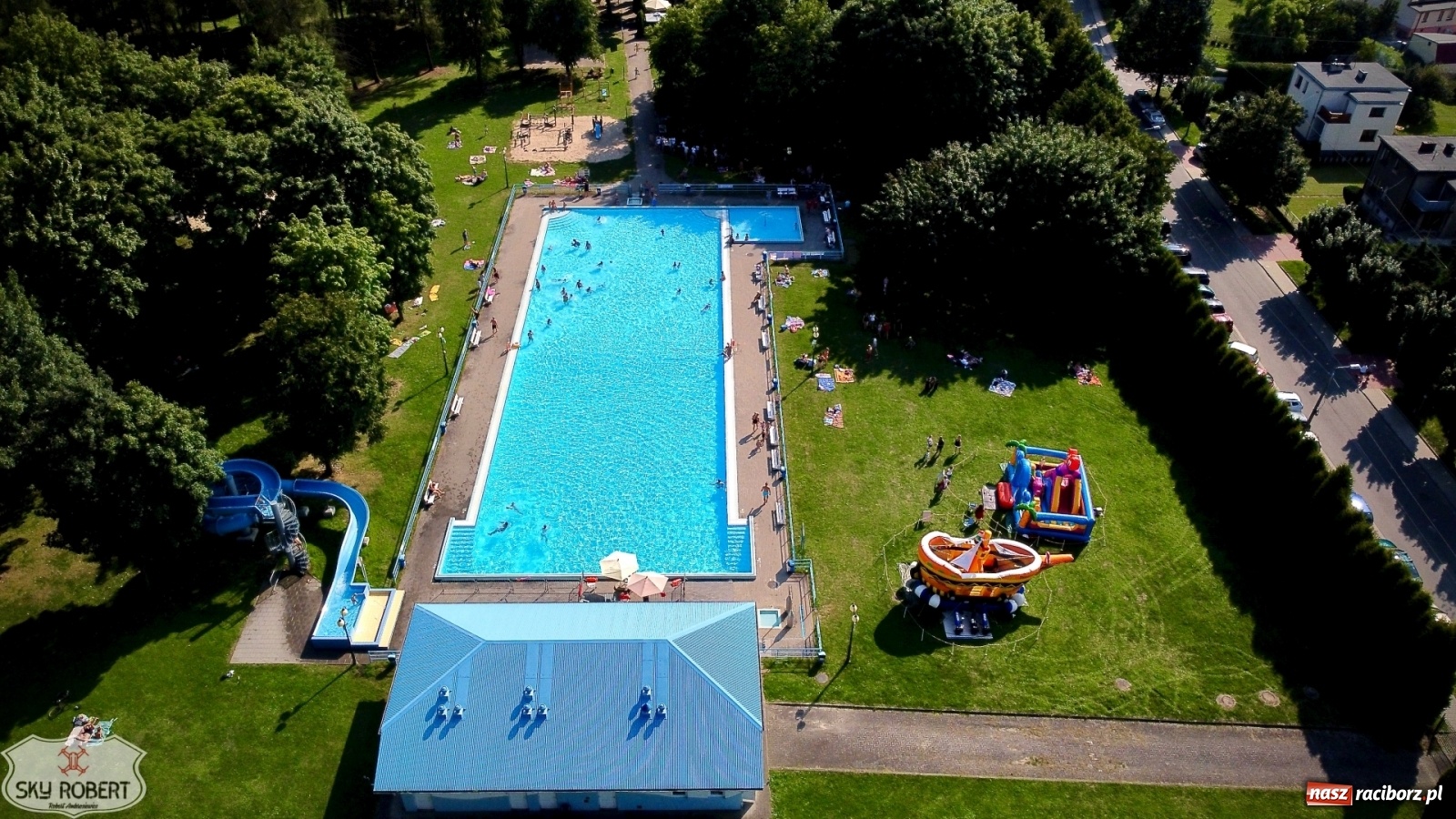 Zdjęcie w galerii na portalu naszraciborz.pl: Basen pod Oborą jak Karaiby wiadomości z regionu