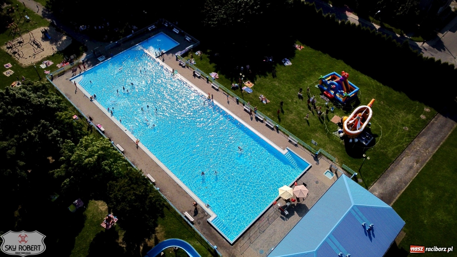 Zdjęcie w galerii na portalu naszraciborz.pl: Basen pod Oborą jak Karaiby wiadomości z regionu