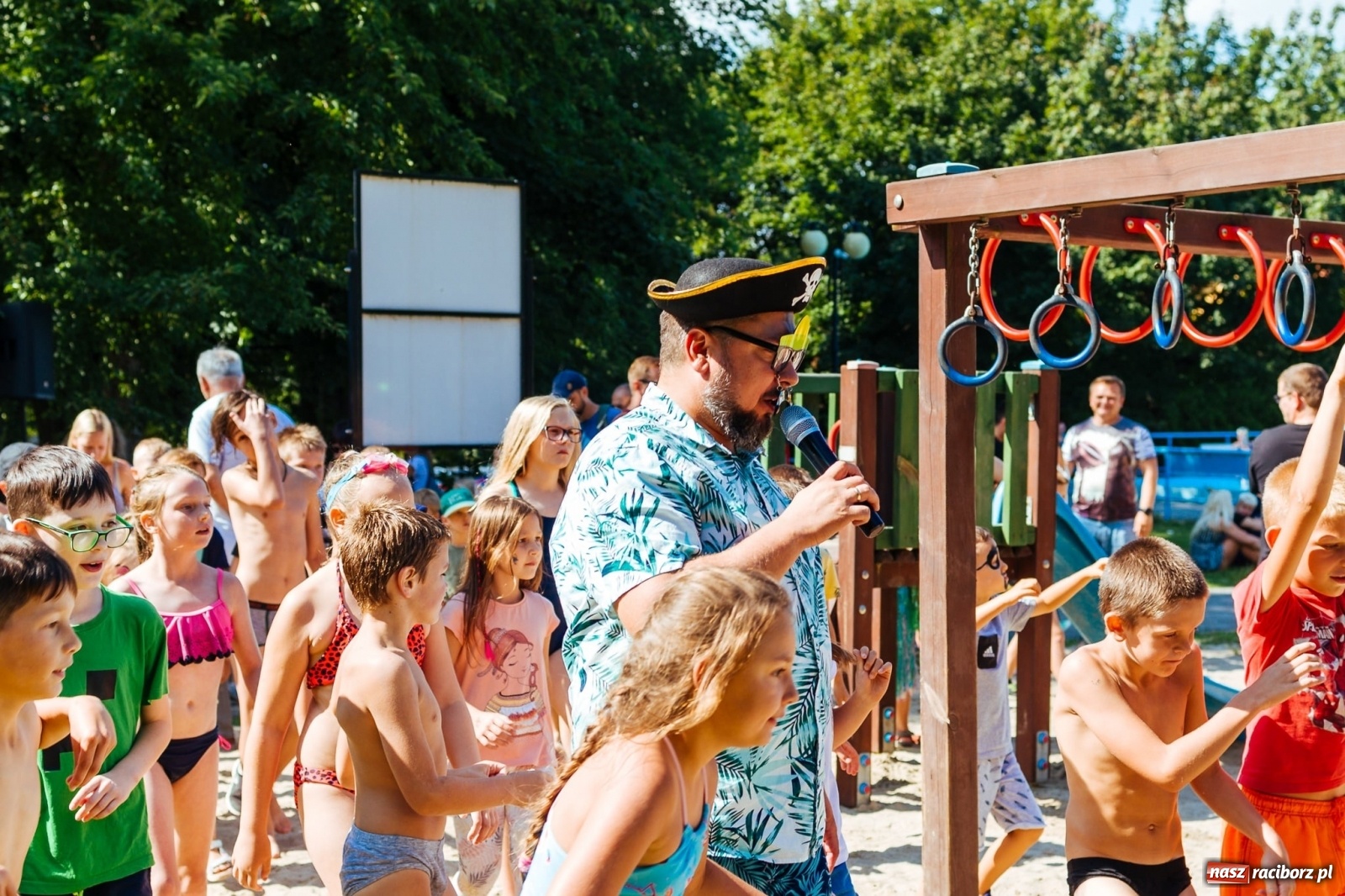 Zdjęcie w galerii na portalu naszraciborz.pl: Basen pod Oborą jak Karaiby wiadomości z regionu