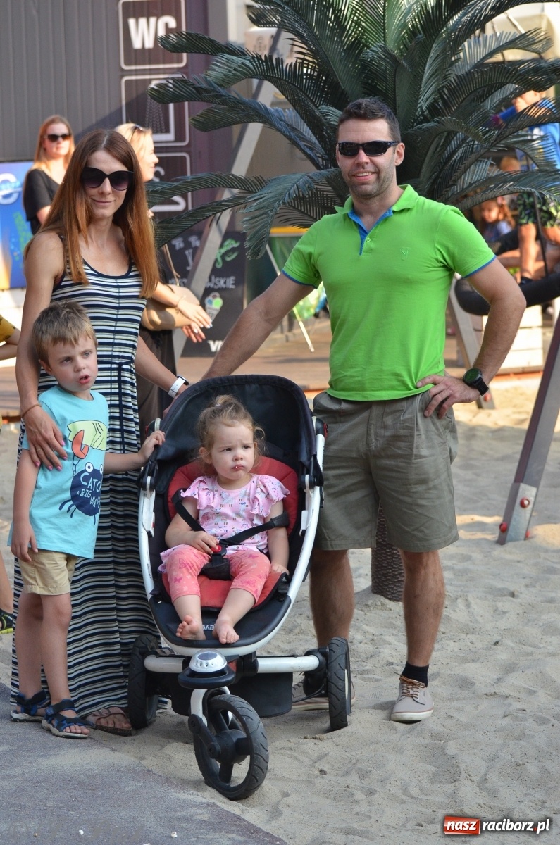 Zdjęcie w galerii na portalu naszraciborz.pl: Nad Odrą jak na Jamajce. Dni Raciborza w rytmach reggae wiadomości z regionu