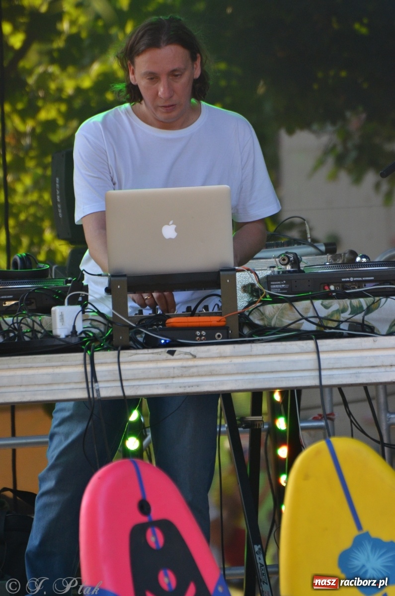 Zdjęcie w galerii na portalu naszraciborz.pl: Nad Odrą jak na Jamajce. Dni Raciborza w rytmach reggae wiadomości z regionu