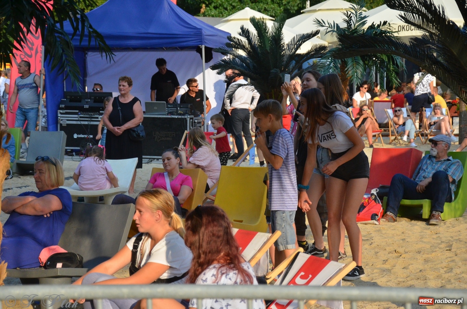 Zdjęcie w galerii na portalu naszraciborz.pl: Nad Odrą jak na Jamajce. Dni Raciborza w rytmach reggae wiadomości z regionu