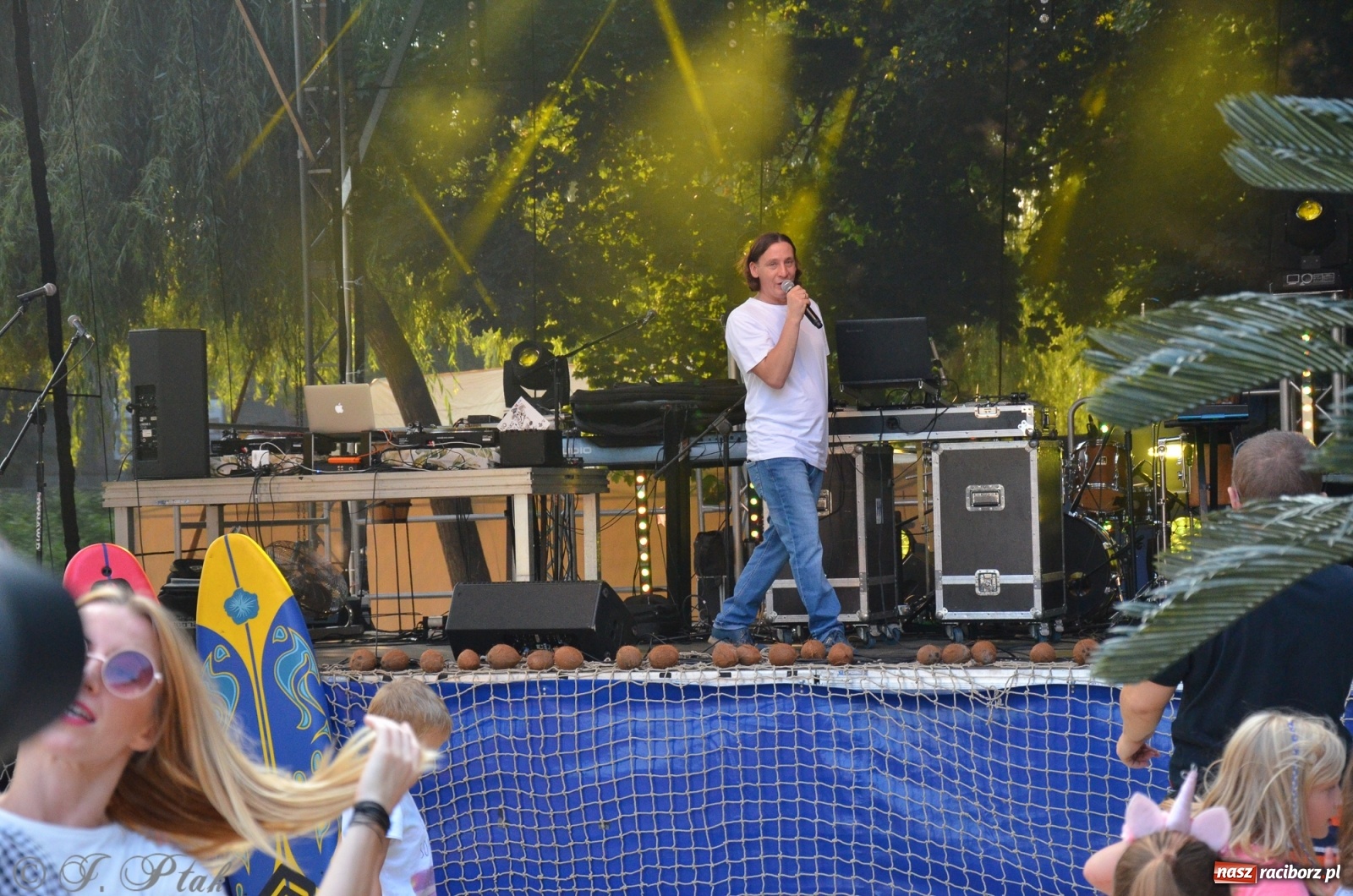 Zdjęcie w galerii na portalu naszraciborz.pl: Nad Odrą jak na Jamajce. Dni Raciborza w rytmach reggae wiadomości z regionu