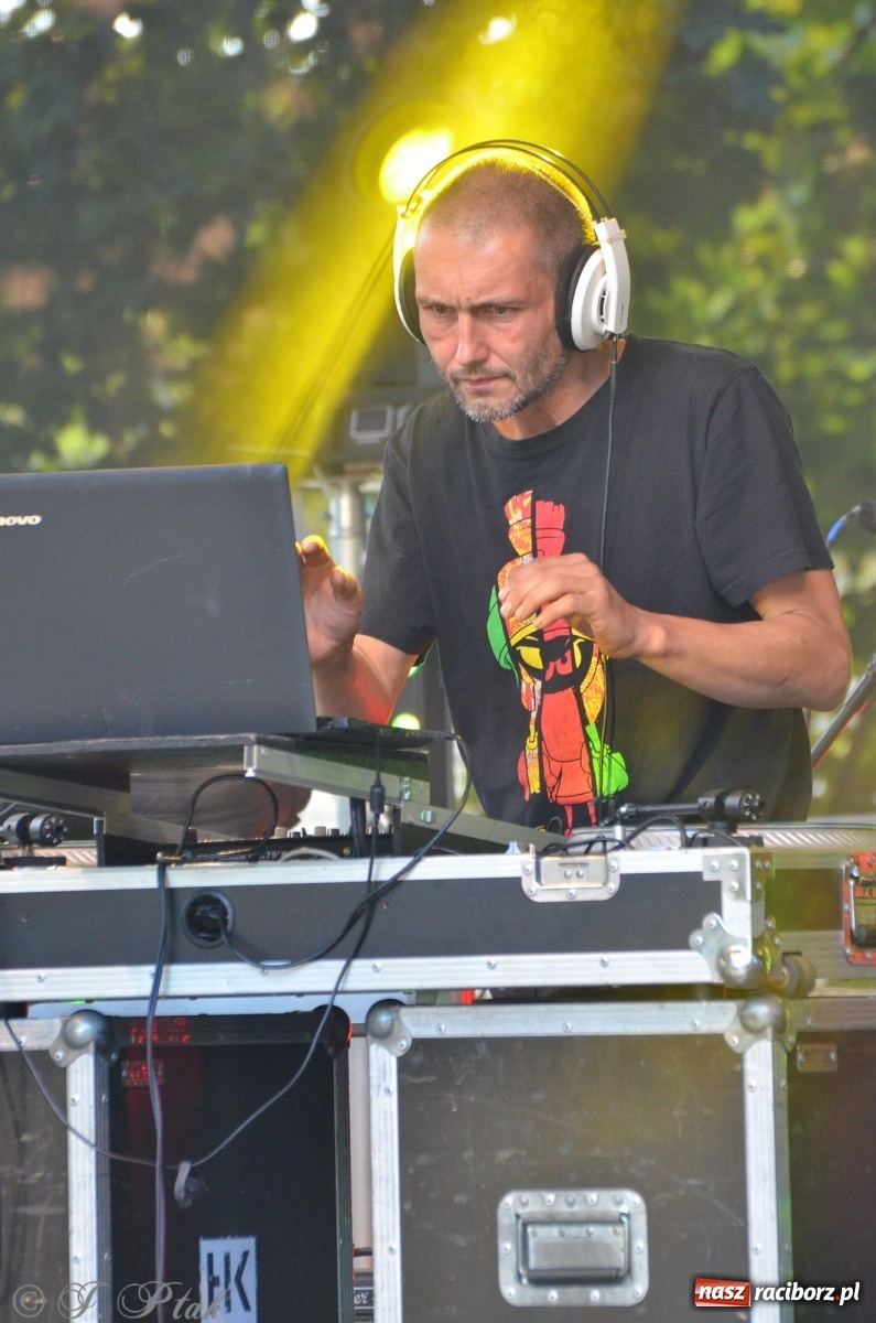 Zdjęcie w galerii na portalu naszraciborz.pl: Nad Odrą jak na Jamajce. Dni Raciborza w rytmach reggae wiadomości z regionu