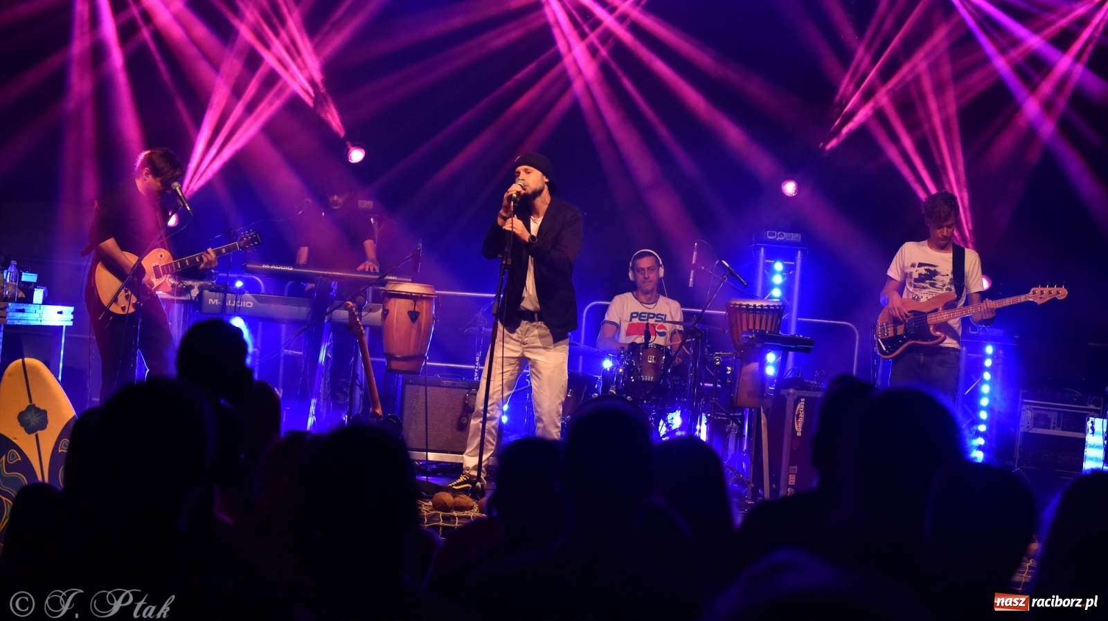 Zdjęcie w galerii na portalu naszraciborz.pl: Nad Odrą jak na Jamajce. Dni Raciborza w rytmach reggae wiadomości z regionu