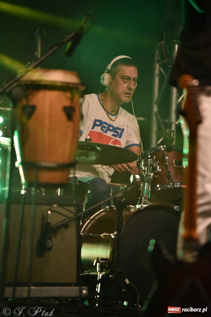 Zdjęcie w galerii na portalu naszraciborz.pl: Nad Odrą jak na Jamajce. Dni Raciborza w rytmach reggae wiadomości z regionu