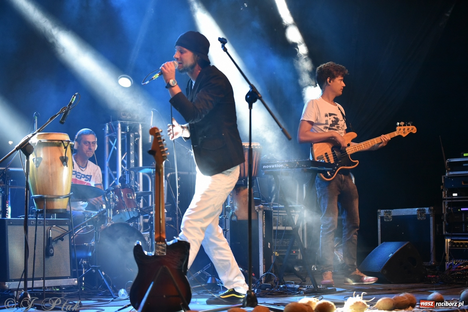 Zdjęcie w galerii na portalu naszraciborz.pl: Nad Odrą jak na Jamajce. Dni Raciborza w rytmach reggae wiadomości z regionu