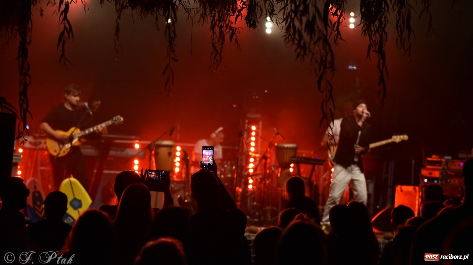 Zdjęcie w galerii na portalu naszraciborz.pl: Nad Odrą jak na Jamajce. Dni Raciborza w rytmach reggae wiadomości z regionu