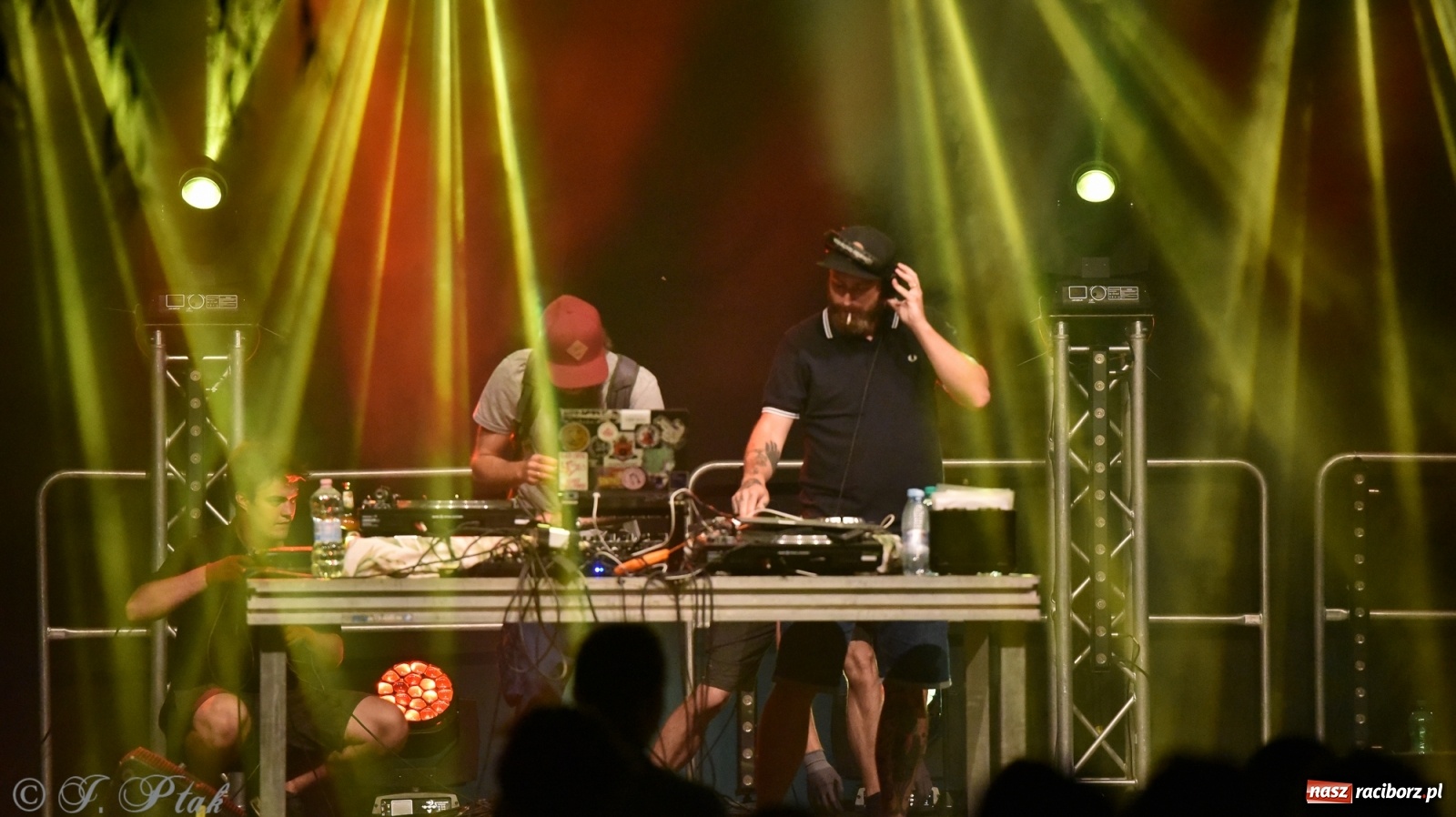 Zdjęcie w galerii na portalu naszraciborz.pl: Nad Odrą jak na Jamajce. Dni Raciborza w rytmach reggae wiadomości z regionu