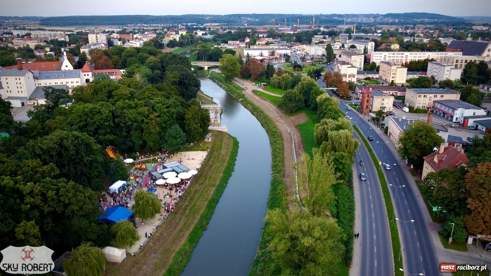 Zdjęcie w galerii na portalu naszraciborz.pl: Nad Odrą jak na Jamajce. Dni Raciborza w rytmach reggae wiadomości z regionu