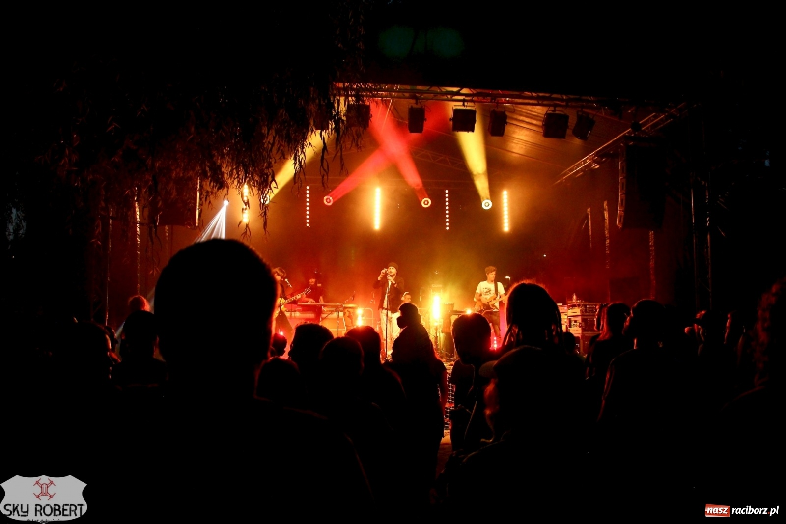 Zdjęcie w galerii na portalu naszraciborz.pl: Nad Odrą jak na Jamajce. Dni Raciborza w rytmach reggae wiadomości z regionu