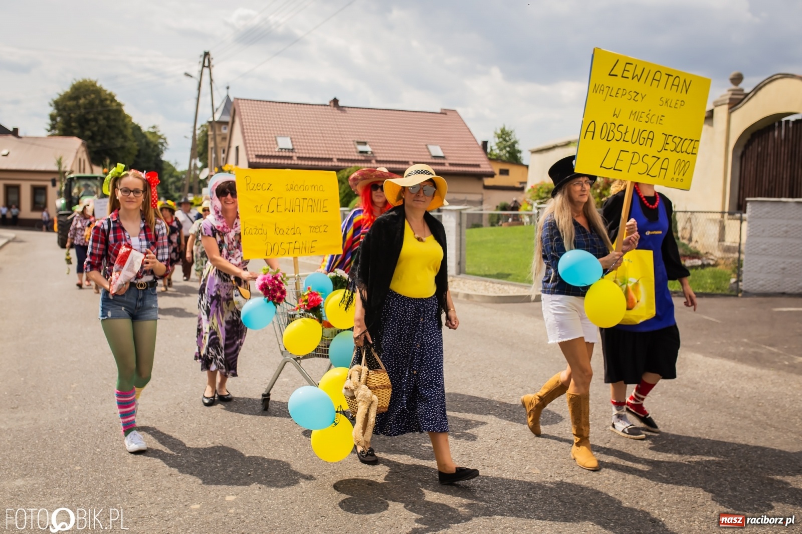 Zdjęcie w galerii na portalu naszraciborz.pl: My pandemii się nie boimy. Dożynki w Krzanowicach wiadomości z regionu