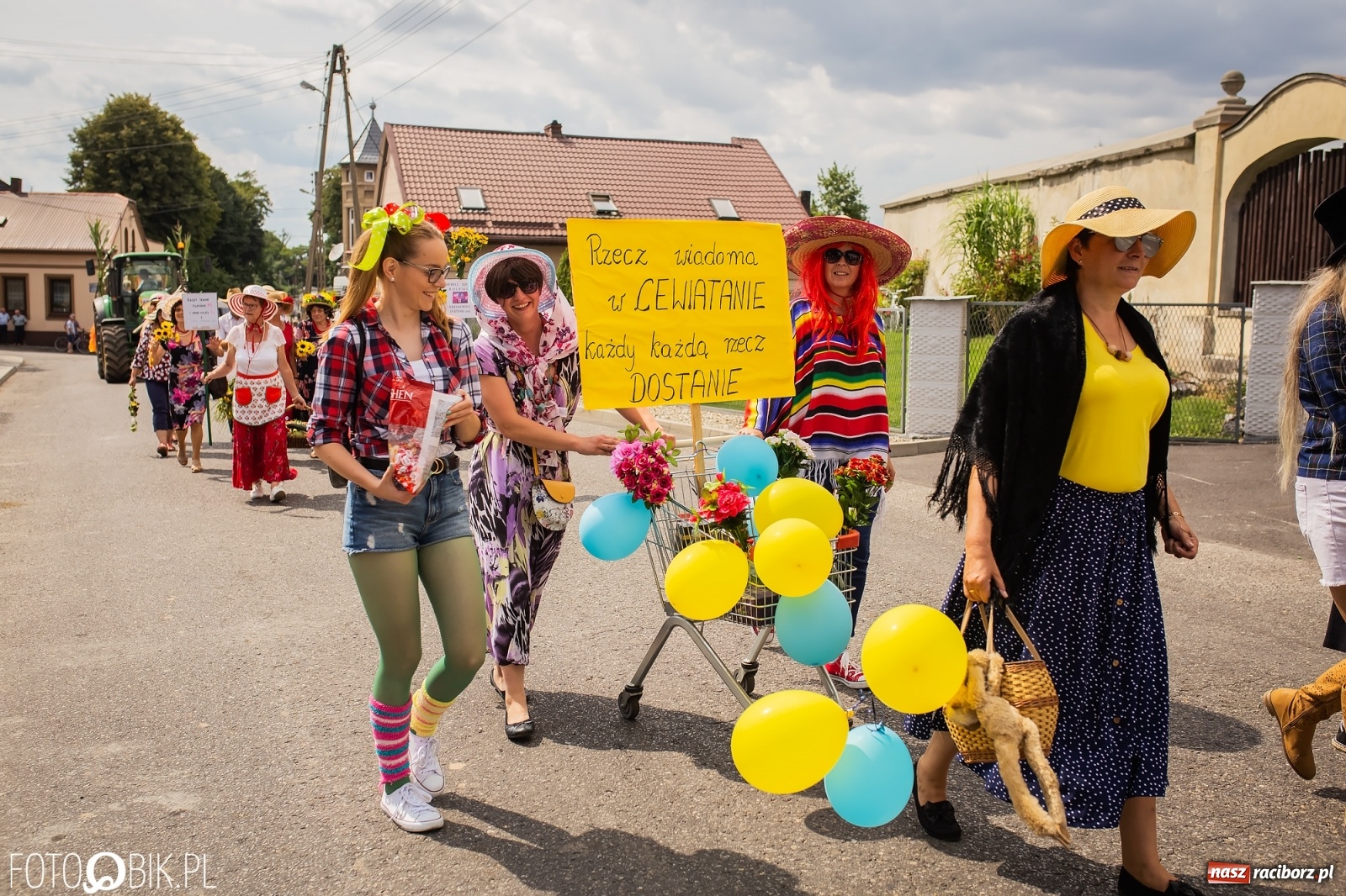 Zdjęcie w galerii na portalu naszraciborz.pl: My pandemii się nie boimy. Dożynki w Krzanowicach wiadomości z regionu
