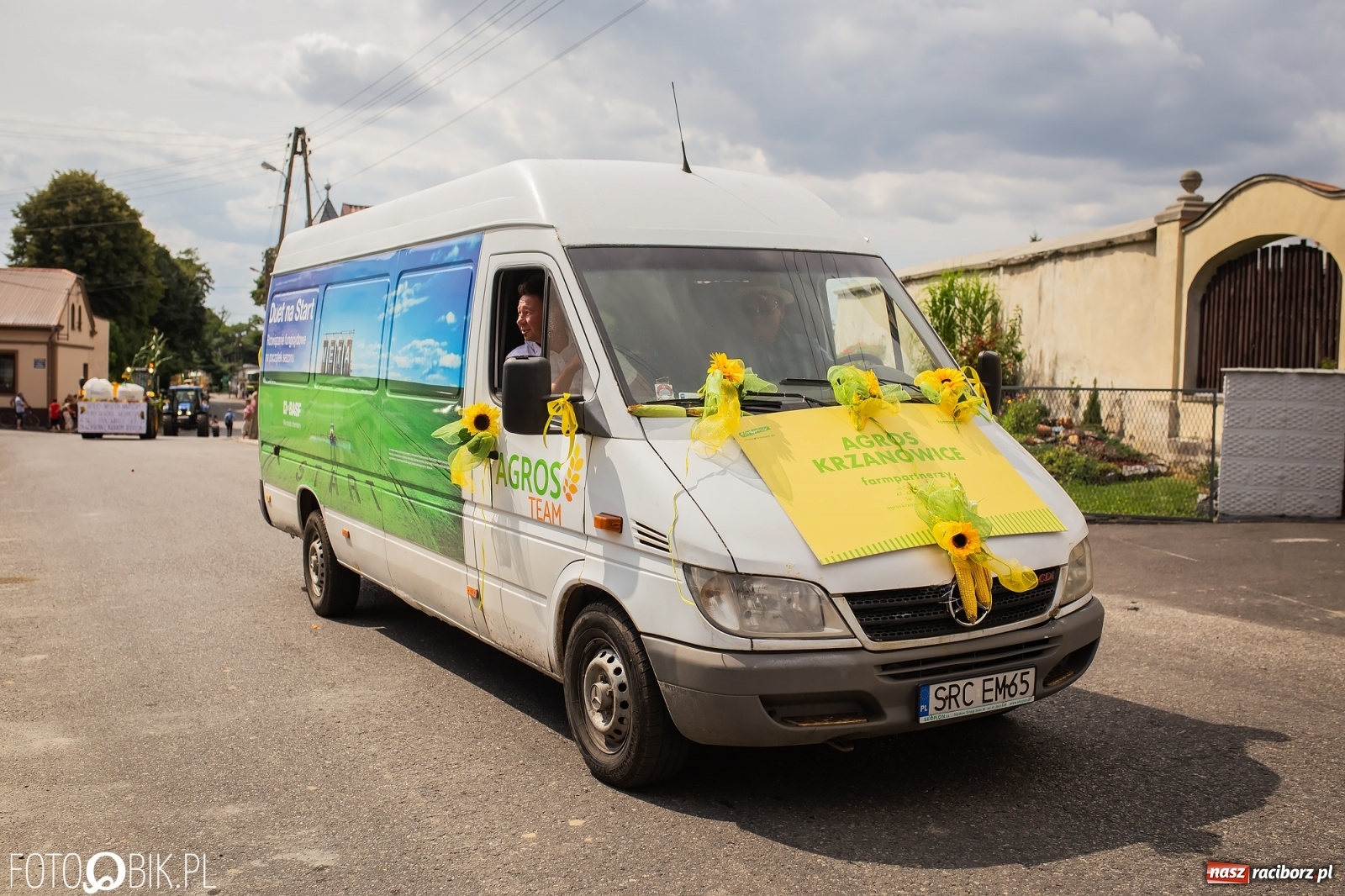Zdjęcie w galerii na portalu naszraciborz.pl: My pandemii się nie boimy. Dożynki w Krzanowicach wiadomości z regionu