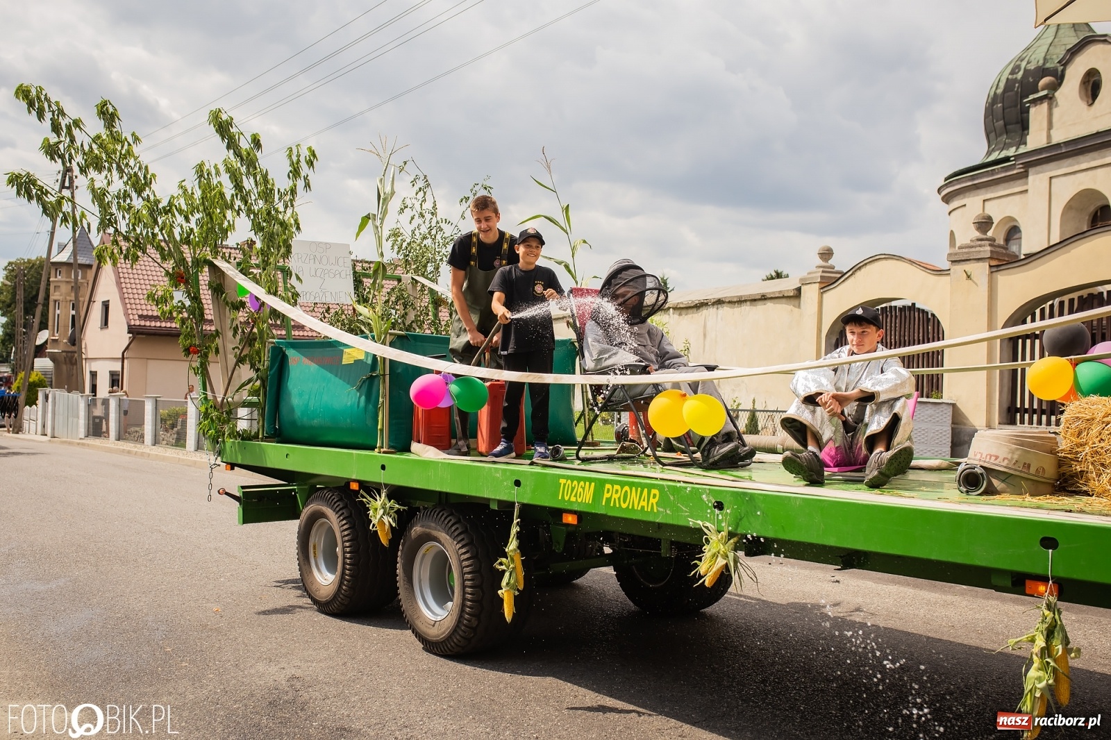 Zdjęcie w galerii na portalu naszraciborz.pl: My pandemii się nie boimy. Dożynki w Krzanowicach wiadomości z regionu
